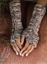 Load image into Gallery viewer, Issue 27: Winter 2018