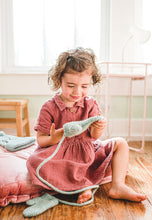 Load image into Gallery viewer, Mini Pom: Happy Knits for Little Kids