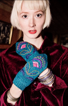 Load image into Gallery viewer, Seyella by Sarah Heys, Pom Pom Quarterly Issue 10 (Autumn 2015)