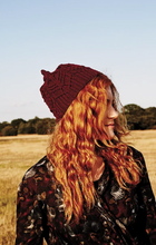 Load image into Gallery viewer, Oak Crest by Vanessa Townley, Pom Pom Quarterly Issue 14 (Autumn 2016)