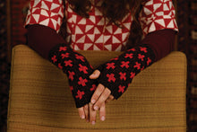 Load image into Gallery viewer, Soumack Mitts