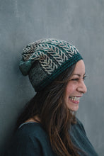 Load image into Gallery viewer, Sweetfern / Sweet Fern